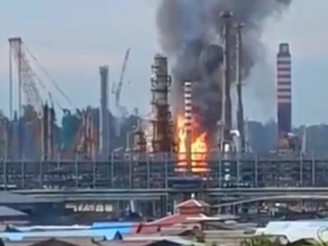 Kilang Minyak Terbakar, Pertamina Diminta Pastikan Keamanan Pasokan BBM