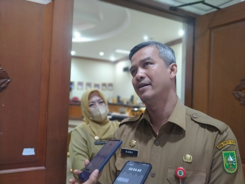 Plt Kadisdik Riau: Sejauh ini Tidak Ada Kendala dalam Pelaksanaan PPDB Online