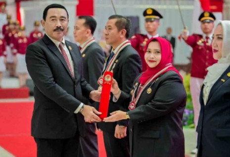 Satu-satunya Kepala Daerah dari Riau, Kasmarni Raih Penghargaan Kartika Pamong Praja Muda