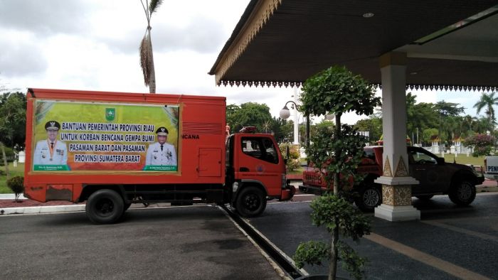Pemprov Riau Kirim Bantuan untuk Korban Gempa Pasaman