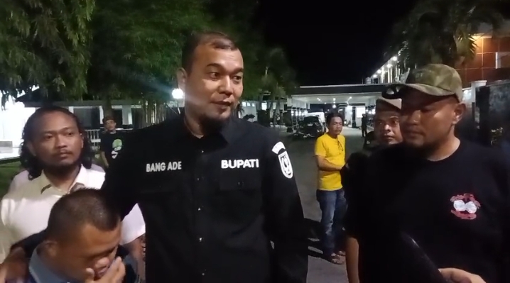 Bupati Ade Buka Suara soal Kedatangan KPK ke Inhu