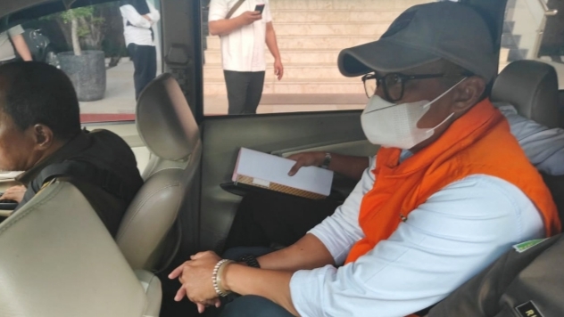 Mantan Ketua KONI Kampar Serahkan Diri ke Kejati Riau