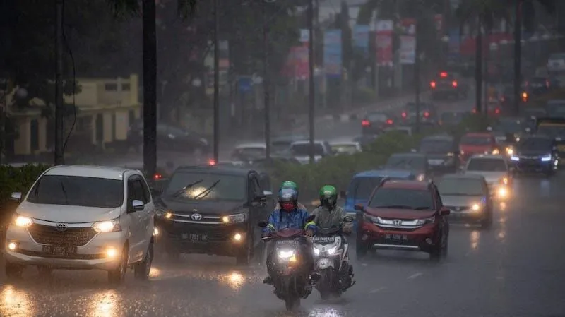 BMKG Keluarkan Peringatan Hujan Lebat berpotensi Terjadi di Sejumlah Wilayah Indonesia