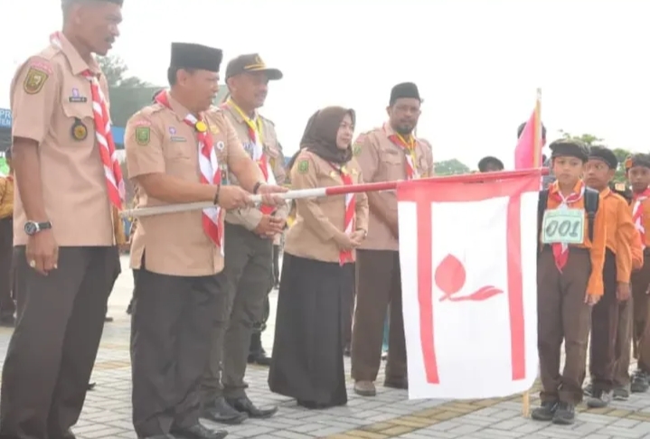 Bentuk Generasi Tangguh, Pemkab Inhu Apresiasi Lomba Lintas Alam di Danau Raja