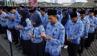 Daftar PNS yang Tak Akan Diberi Gaji ke-13 Tahun ini