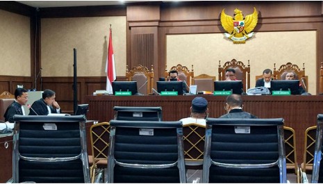 Berkata Kotor dan Lempar Mikrofon, Jadi Alasan Jaksa KPK Perberat Tuntutan Lukas Enembe