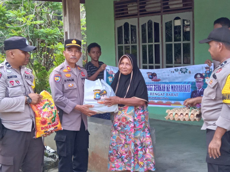 Hari Bhayangkara, Personil Polri dan Jemaah TNAJ Inhu Goro di Majelis Zikir Darul Falah