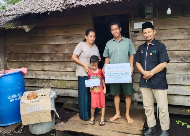 Puluhan Anak Yatim Piatu di Meranti Dapat Bantuan Pendidikan Program BDI EMP