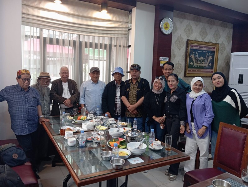 Estafet Kepemimpinan YHPI: Asrizal Nur Siap Perjuangkan Hari Puisi Indonesia Jadi Agenda Nasional