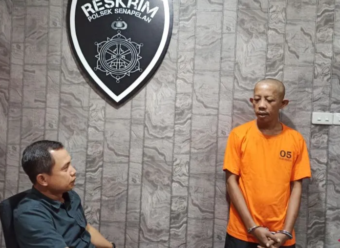 Pencuri Ratusan Rokok ini Menangis ingat Anak