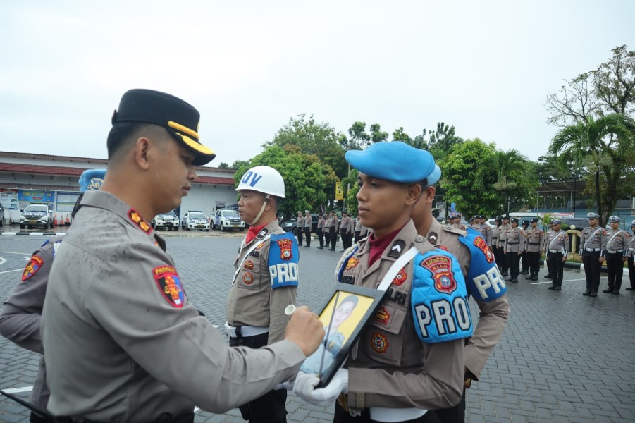 Polres Inhu Tegaskan Komitmen Disiplin dengan Pecat Anggotanya Karena Disersi dan Kasus Narkoba