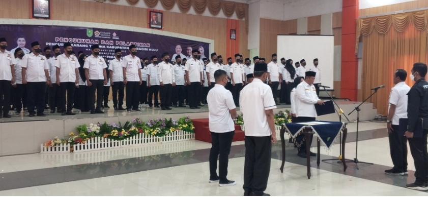 Daniel Eka Perdana Resmi Dilantik Sebagai Ketua Karang Taruna Inhu Periode 2022-2027