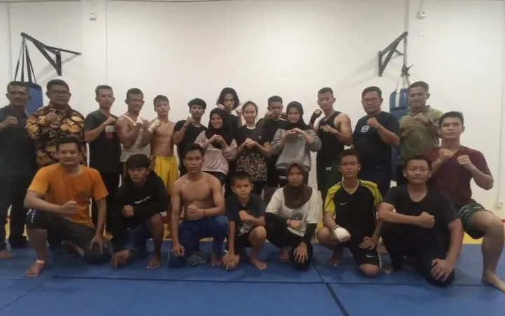 22 Atlet Kick Boxing Bengkalis ikuti Kejurnas di Batam