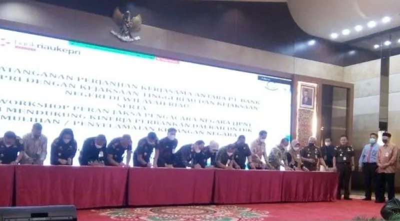 BRK- Kejati Riau Sepakat Tangani Kasus Kredit Bermasalah