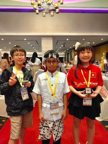 Banggakan Indonesia, Siswa SD Binsus Dumai Raih Mendali Perunggu Lomba Sains Internasional