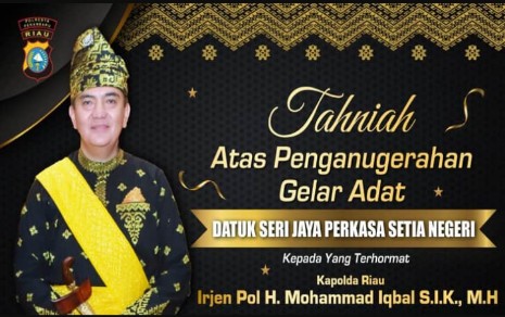 Kembali Dianugerahi Gelar Adat, Kapolda Riau Kini Digelar Datuk Seri Jaya Perkasa Setia Negeri