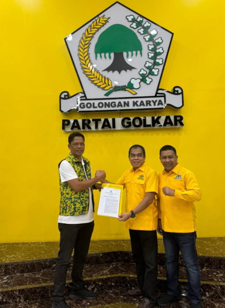 Rebut Dukungan Golkar dari Ade Agus, Golkar Usung Raja Haryono-Elda Suhanura