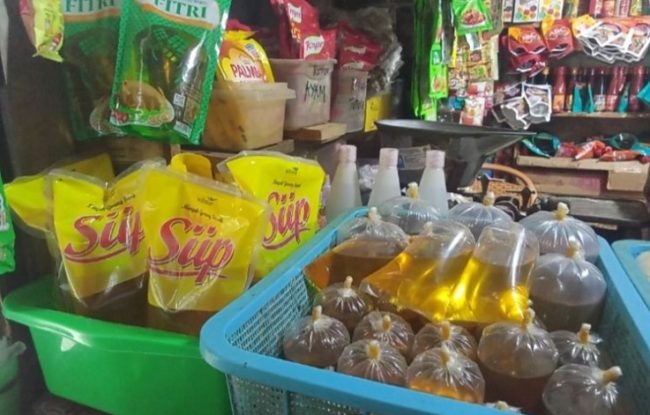 Harga Minyak Goreng Eceran Jadi Rp11.500 Mulai 1 Februari