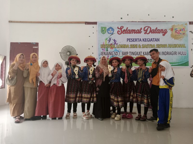 SDN 019 Kampung Dagang Ukir Prestasi di FLS2N