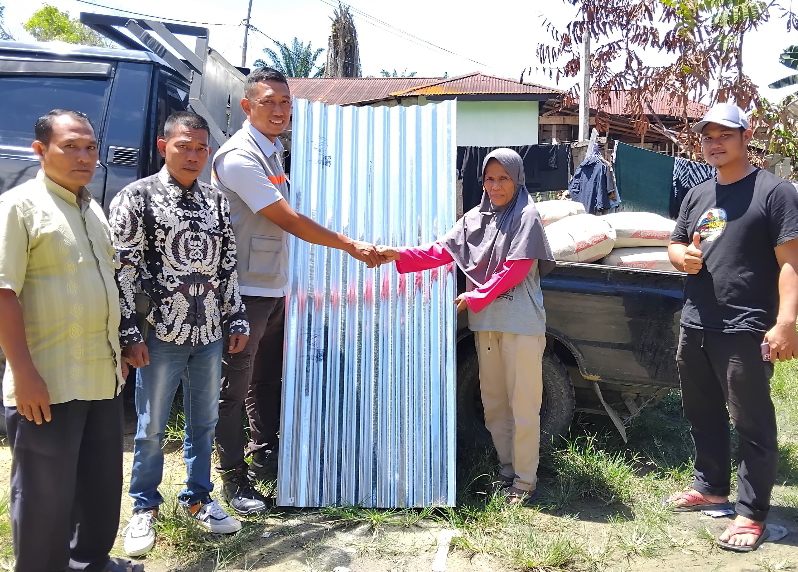 Kembali, PT Inecda Buktikan Komitmen Sosial, Bantu Pemulihan Korban Kebakaran di Inhu