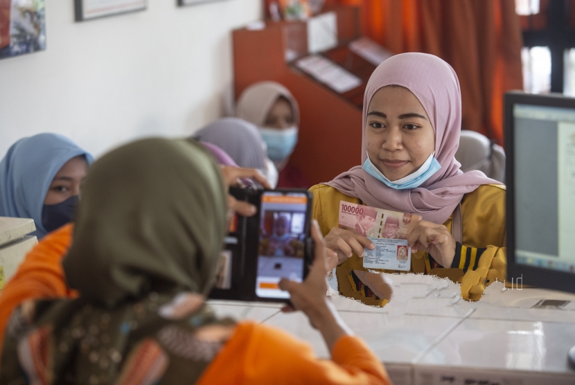 Penyaluran BSU Ditargetkan Selesai pada Akhir November