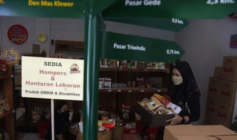 Menteri BUMN Erick Thohir Ajak Masyarakat untuk Beli Produk UMKM Disabilitas