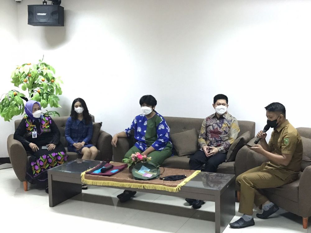 Desainer Anak Muda Riau Akan Tampilkan Tenun Melayu di IFW22