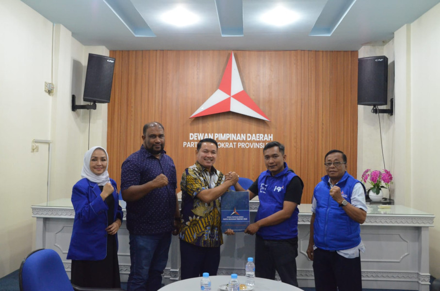 Perbanyak Koalisi Partai Pilkada Pelalawan 2024, Husni Thamrin Jalani Fit and Propertest di DPD Demokrat Riau