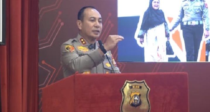 Kapolda Riau Tegaskan Polisi Harus Berdiri di Bawah Masyarakat, Bukan di Atasnya