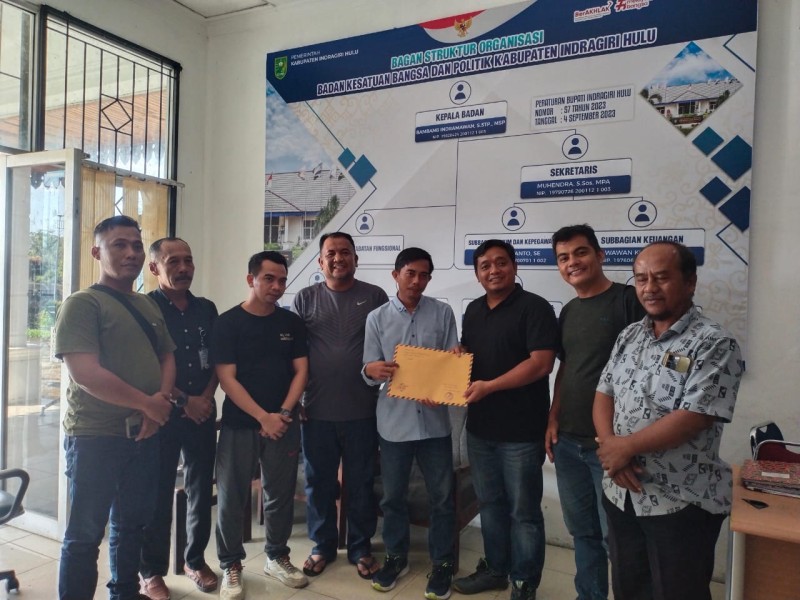Pasca Pembekuan, PWI Inhu Serahkan Legalitas Kepengurusan Baru ke Kesbangpol