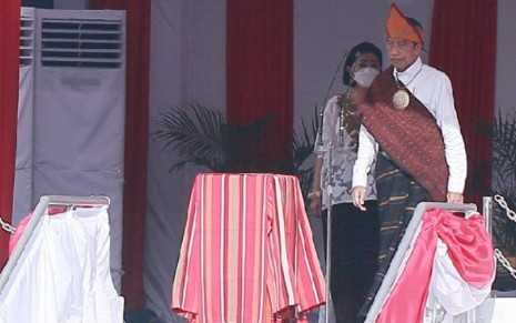 Jokowi dan Puan Maharani Hadiri Upacara Peringatan Hari Lahir Pancasila di Riau