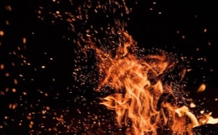 Belasan Rumah Ludes Terbakar Akibat Ulah Pasien Rumah Sakit Jiwa