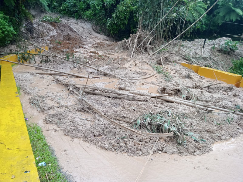 Longsor dan Banjir di Kabupaten Lima Puluhkota, Jalan Sumbar-Riau Terputus