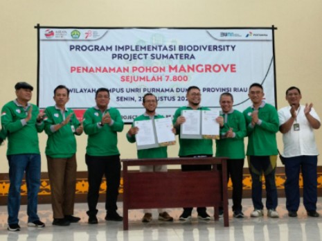 RDMP Kilang Pertamina Dumai Lakukan Aksi Tanam 7800 Mangrove