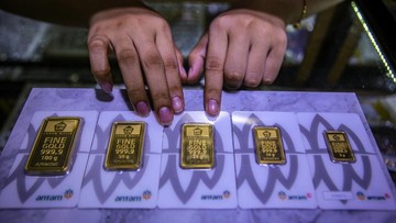 Anjlok Rp7.000, Emas Antam Gagal Tembus Rp1 Juta Lagi