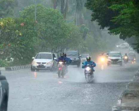 Waspada, Seminggu Kedepan Riau Bakal Hujan Lebat, BNPB akan Lakukan Modifikasi Cuaca Agar tak Banjir Besar