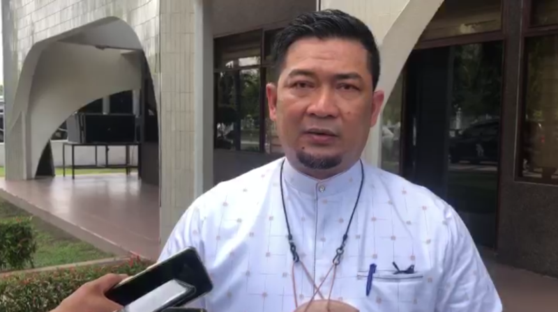 Miris! Mantan Bendahara Bapenda Riau Makan Uang Zakat ASN Rp1,1 M