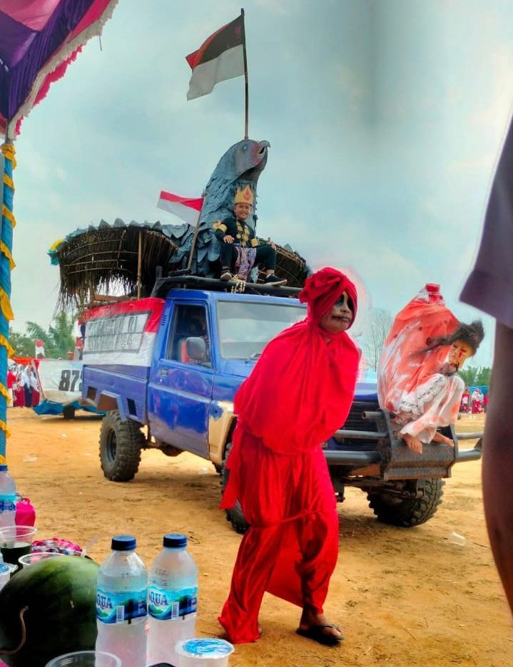 Ribuan Warga Padati Lapangan Desa Talang Mulya untuk Peringatan Kemerdekaan