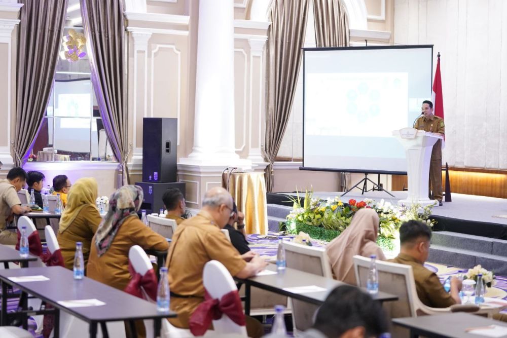 Kepala Diskominfotik Provinsi Riau Buka Forum Perangkat Daerah 2023