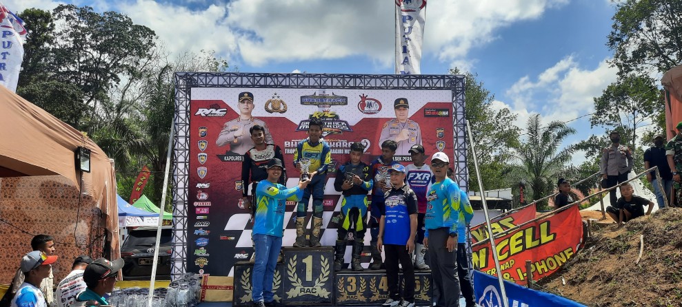 Kejurnas Motorcross Inhu 2025 Resmi Dibuka, Kapolres: Jauhkan Pemuda dari Narkoba lewat Balap