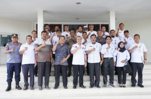 Jalan Rusak, Camat dan Kades  di Batang Cenaku Lapor ke Gubri