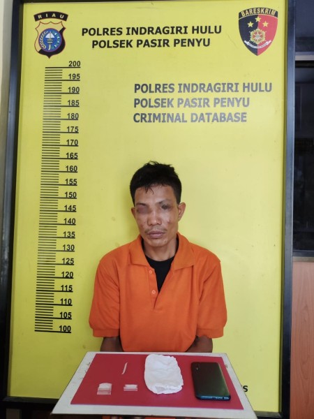 Sabu Disembunyikan di Bawah Lemari, Pemuda Pasir Batu Mandi Akhirnya Diringkus Polisi