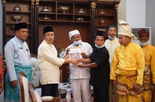Temui Gubri, Hutan Talang Mamak di Inhu Porak Poranda Akibat HGU dan HTI
