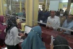Di RSUD Arifin Achmad, Presiden Jokowi Cek Poli dan Pelayanan Kesehatan