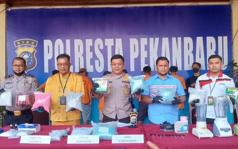 Polresta Pekanbaru Musnahkan Narkoba Hasil Razia Juni-Juli 2022