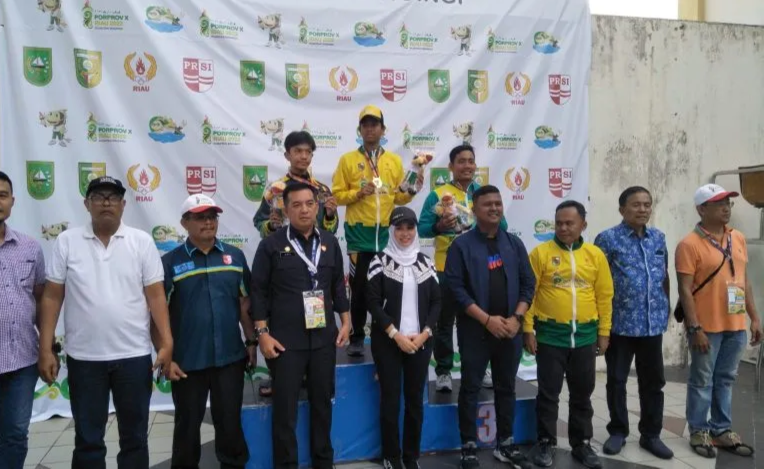Bengkalis Borong Tujuh Emas dari Cabor Renang
