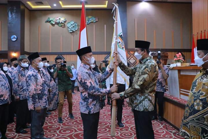 Wako Firdaus Lantik Pengurus IK3S Pekanbaru