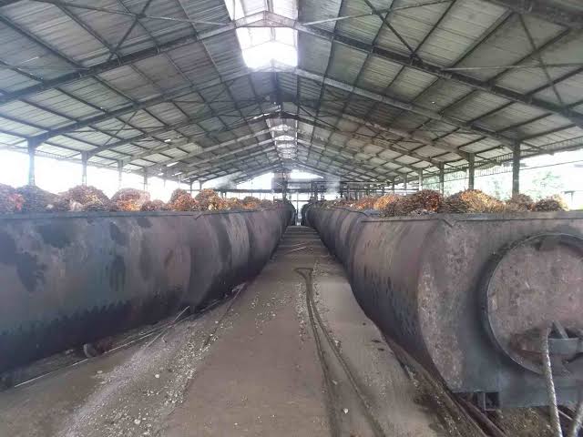 Turunkan Harga Sawit, PKS Mau Dilaporkan Petani ke Polisi