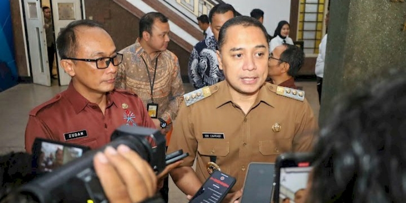 Guru Banting Siswa di Surabaya Disanksi Berat
