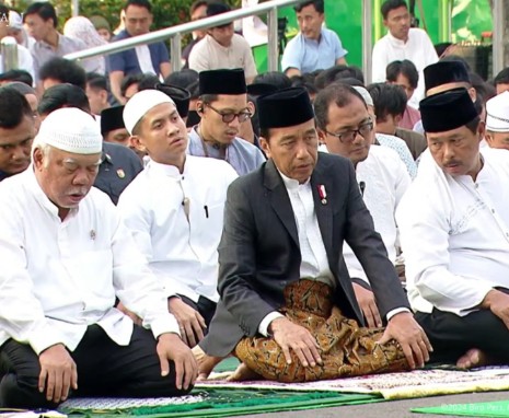 Ketua KPU Hasyim Asy'ari jadi Khatib Idul Adha di Hadapan Jokowi, Sampaikan Kisah Nabi Ibrahim